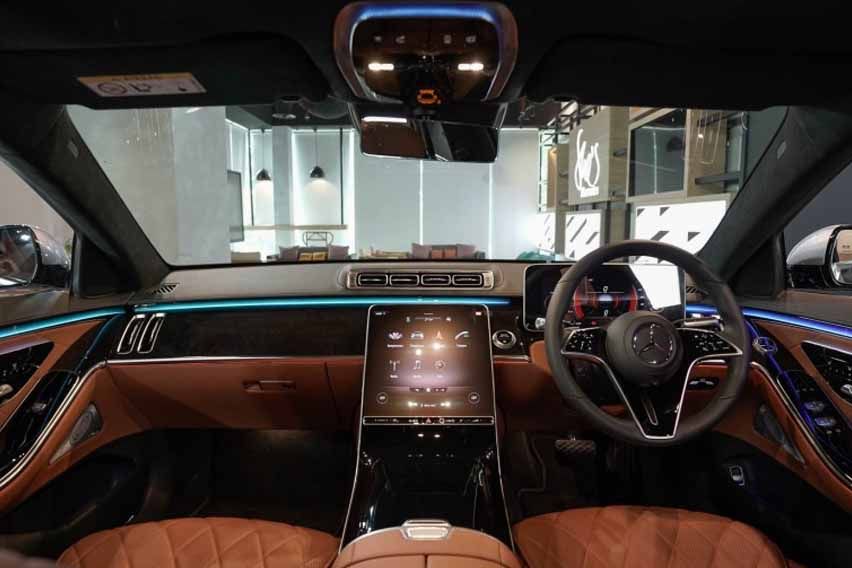 Mercedes-Benz S 450 4Matic Luxury interior