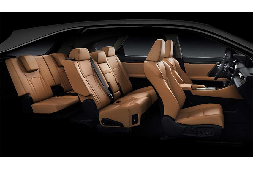 Lexus RX 350L Interior