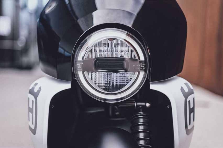 Husqvarna Vektorr front