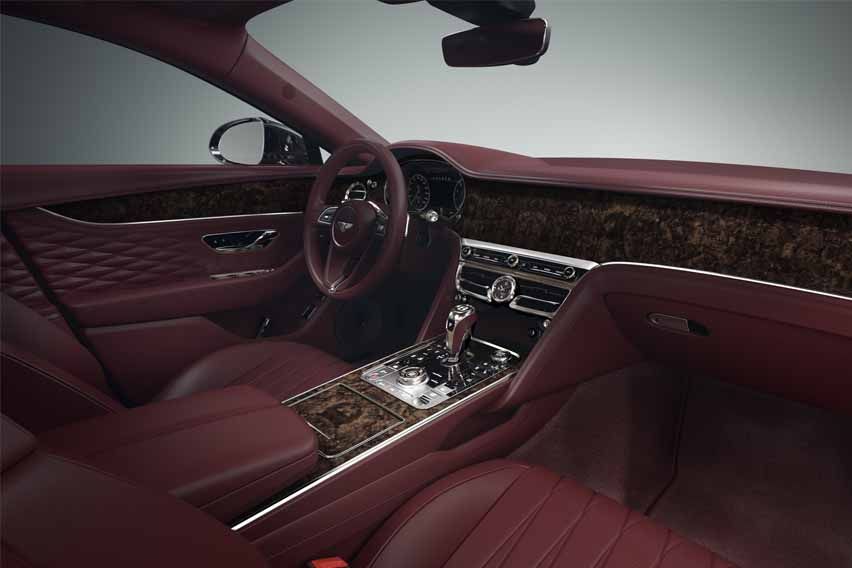 2022 Bentley Flying Spur cabin