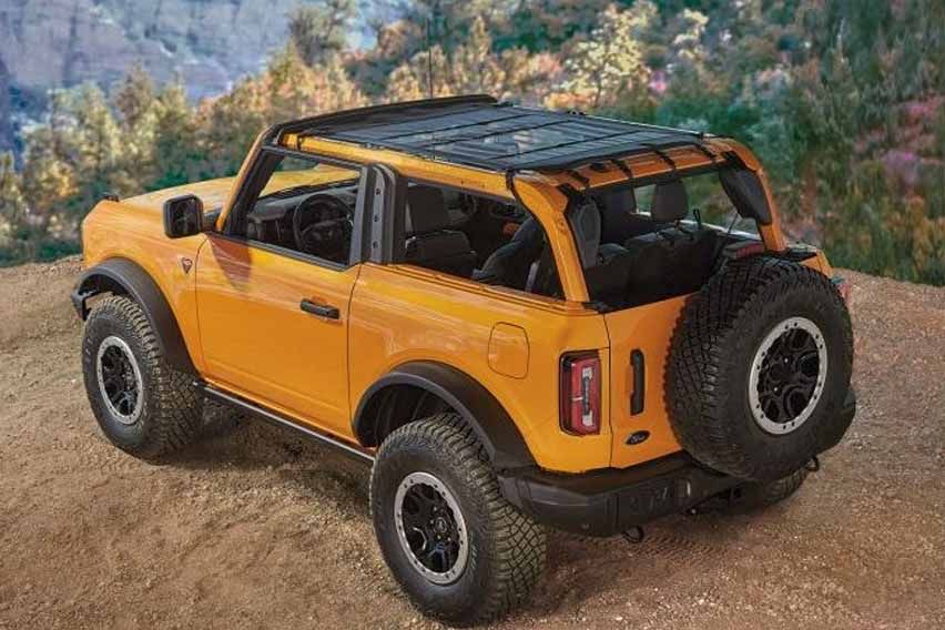 Ford offers over 200 accessories for the 2021 Bronco 