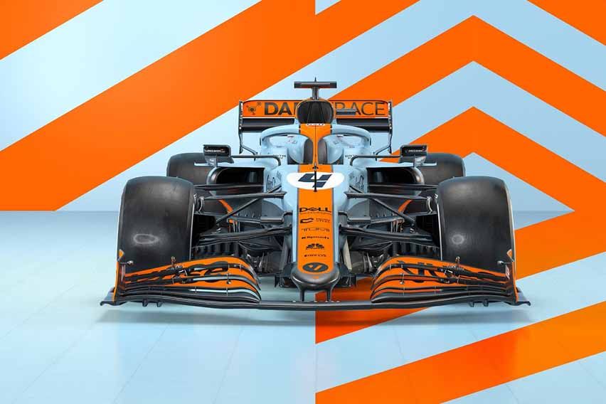 McLaren MCL35M in Gulf colours