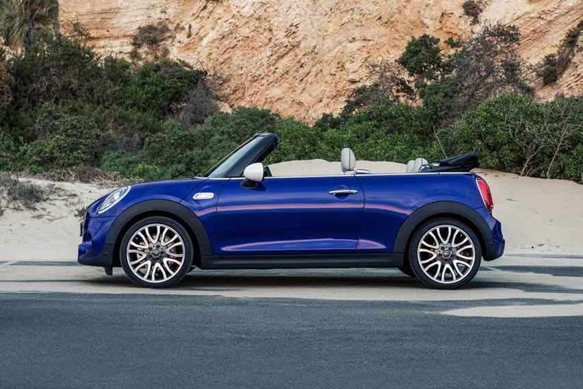 Mini Convertible side