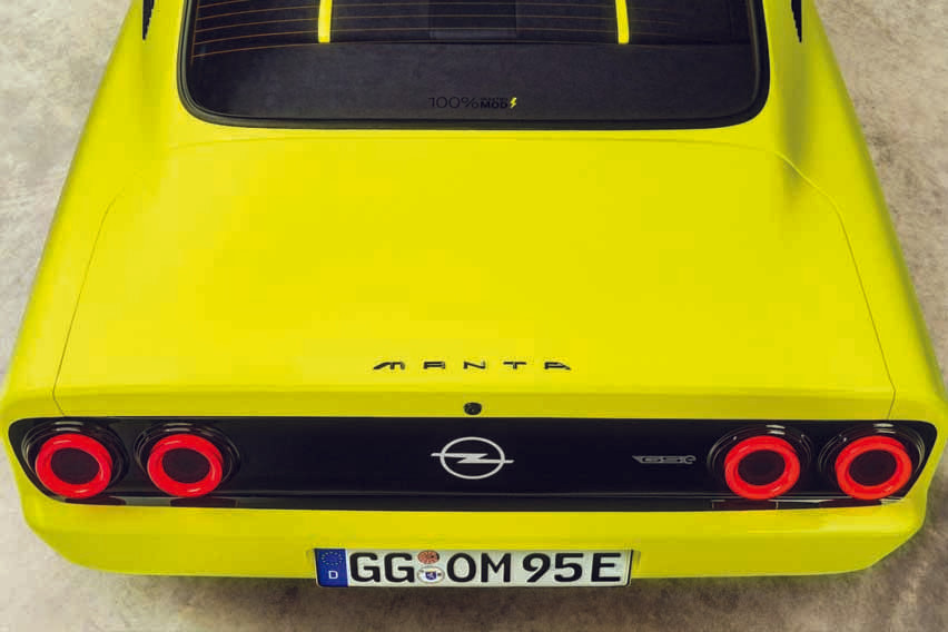 Opel Manta GSe rear 