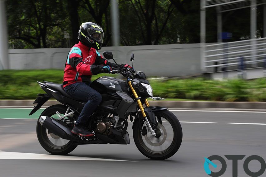 Test Ride Honda All New CB150R Streetfire: Handling Asyik, Tampilan Moge Look