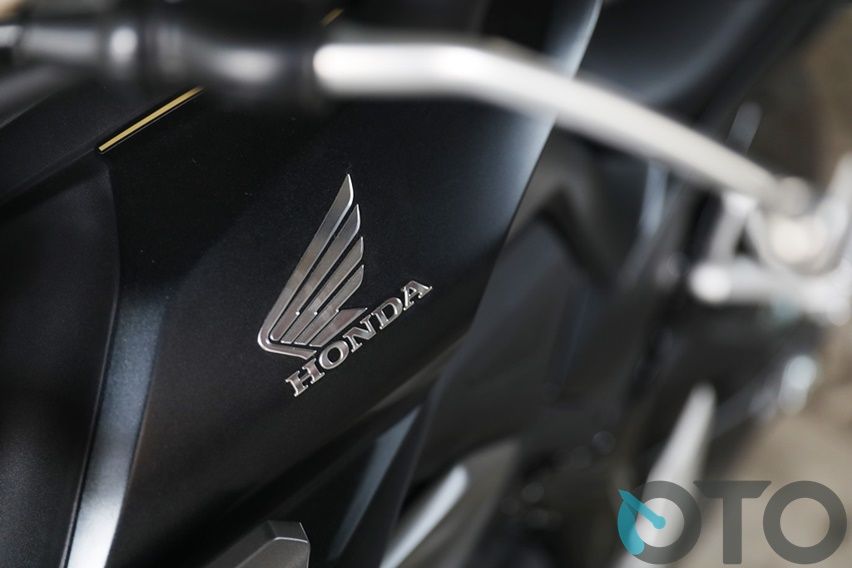 all new CB150R Streetfire