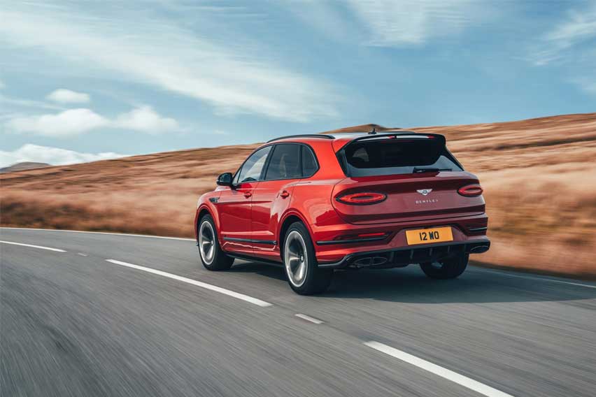 2021 Bentley Bentayga S rear