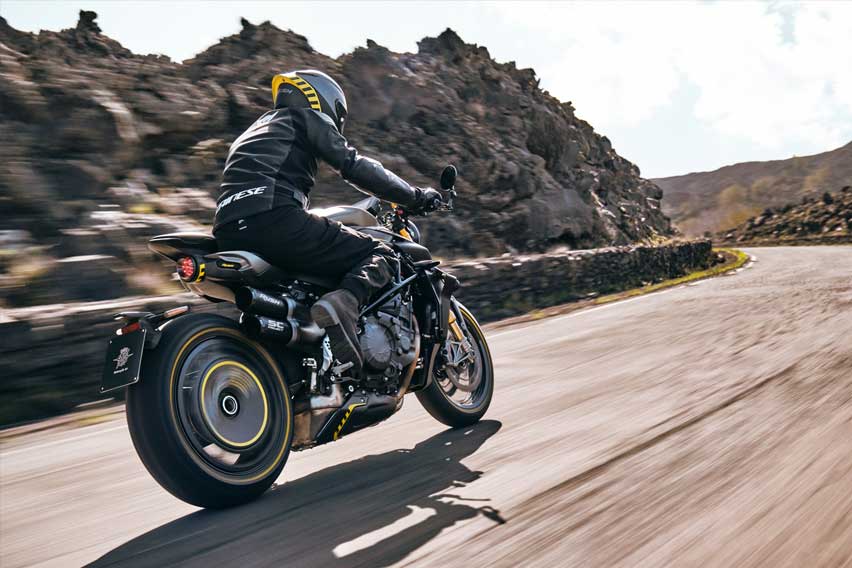 2021 MV Agusta Rush 1000 details