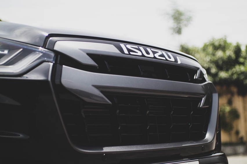2021 Isuzu D-Max grill