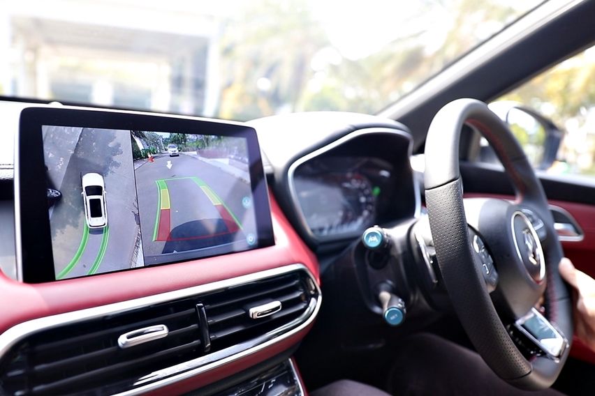 First Drive MG HS Magnify i-Smart