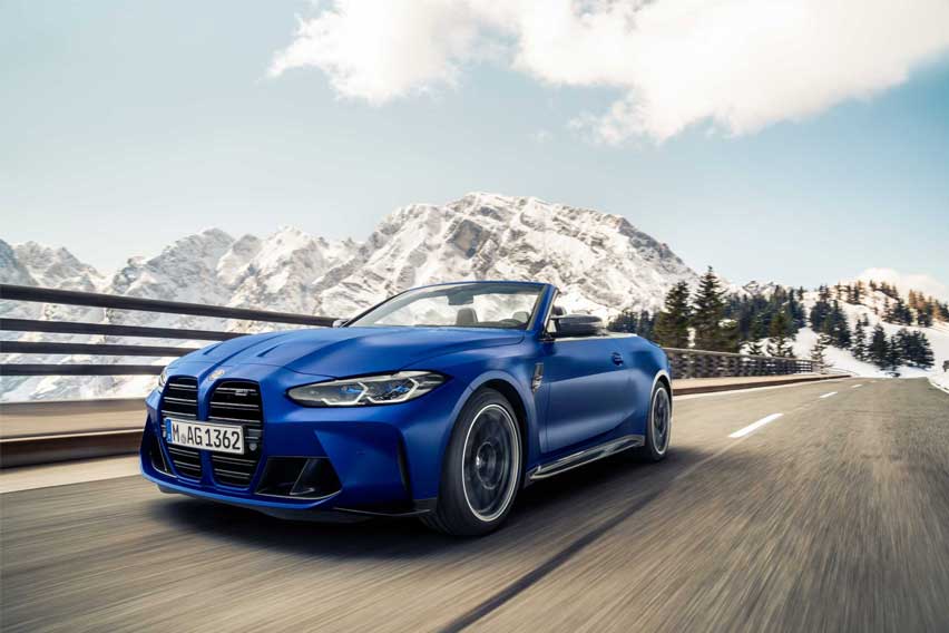 BMW M4 Competition Convertible marks its debut with M xDrive 