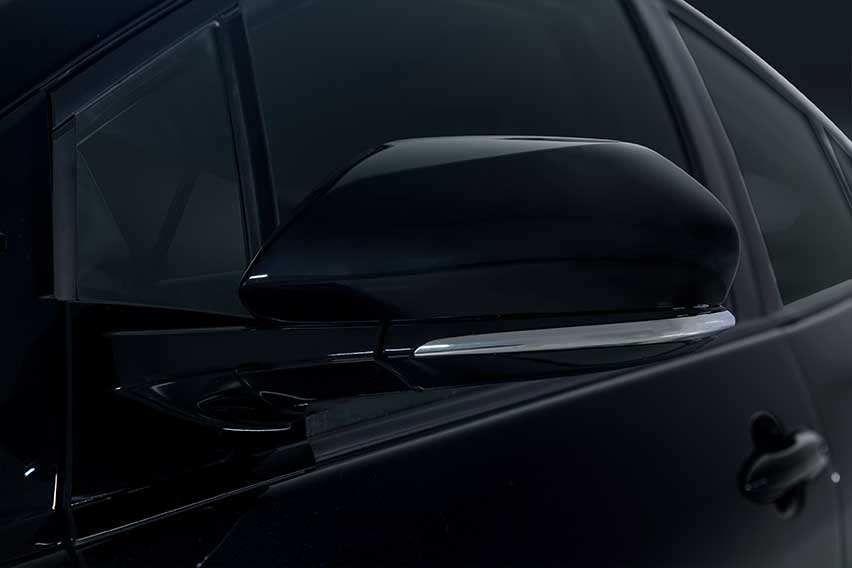 Toyota Prius Nightshade