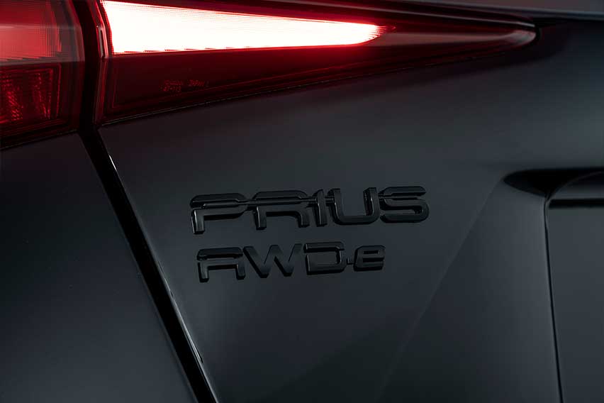 Toyota Prius Nightshade