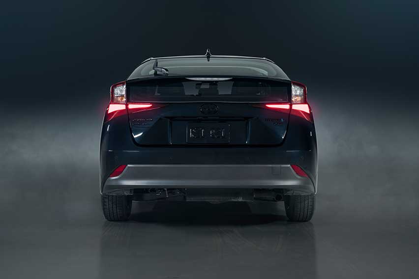 Toyota Prius Nightshade