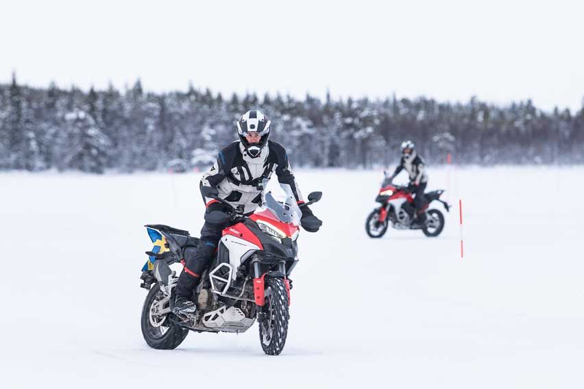 2021 Ducati Multistrada V4 specs