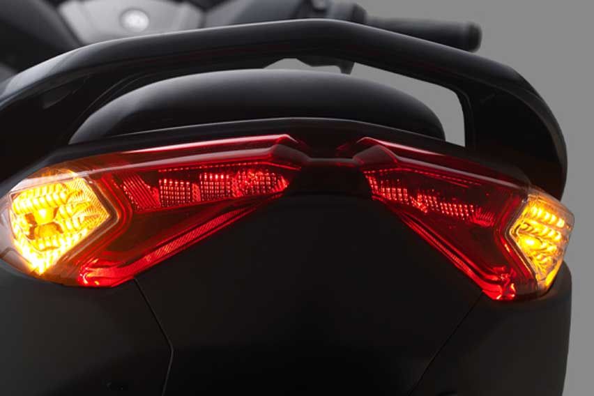 Yamaha NMax tail light