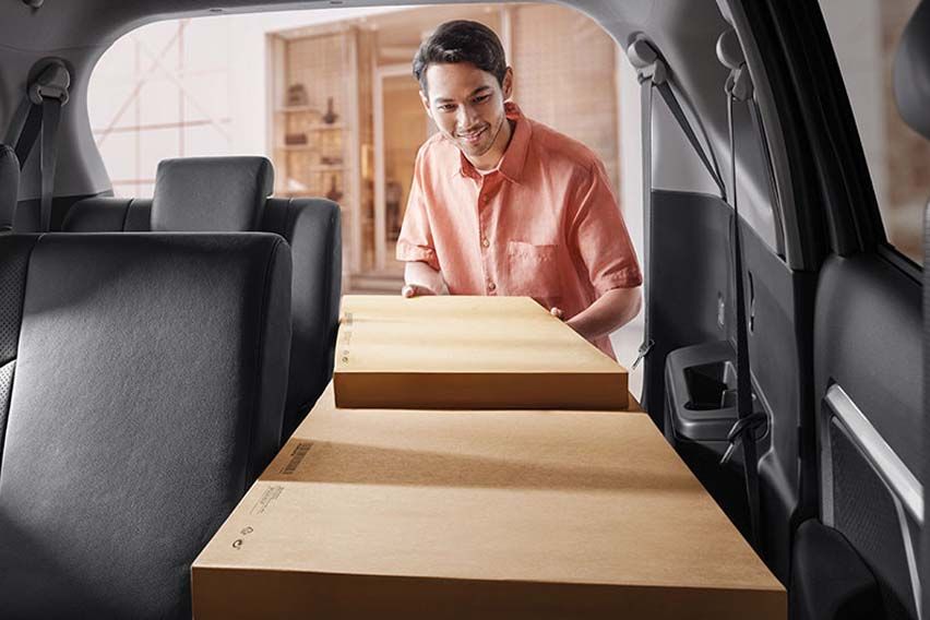 2021 Perodua Aruz flexible seats