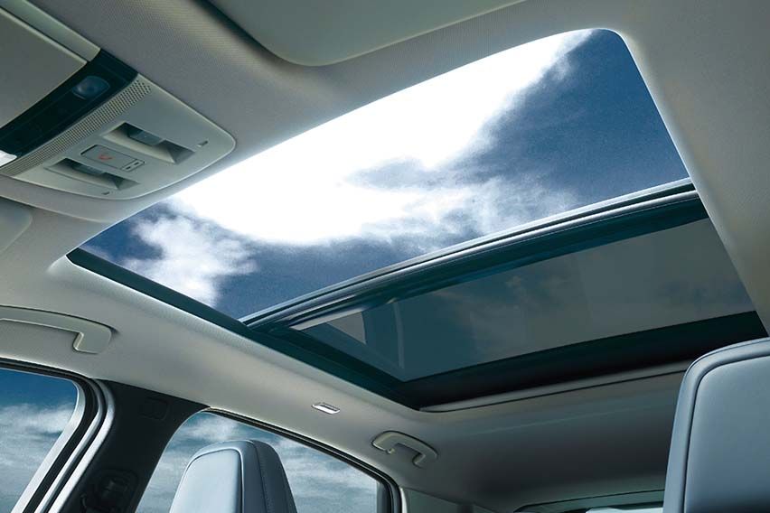 Nissan Ariya Panoramic Sunroof