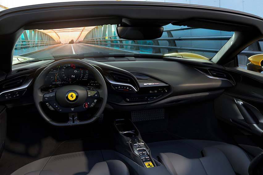 Ferrari SF90 Spider interior