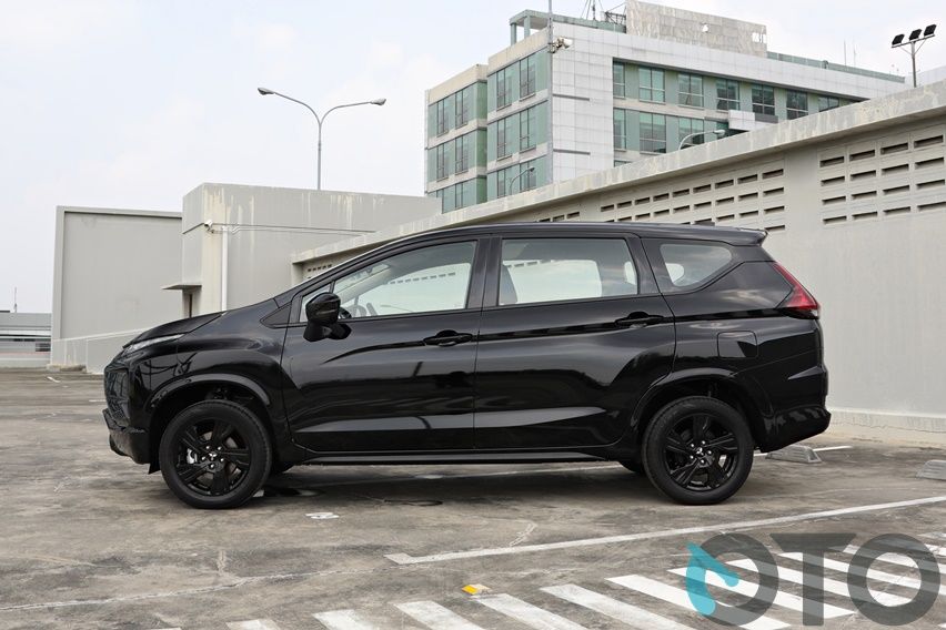 Xpander Rockford Fosgate Black Edition