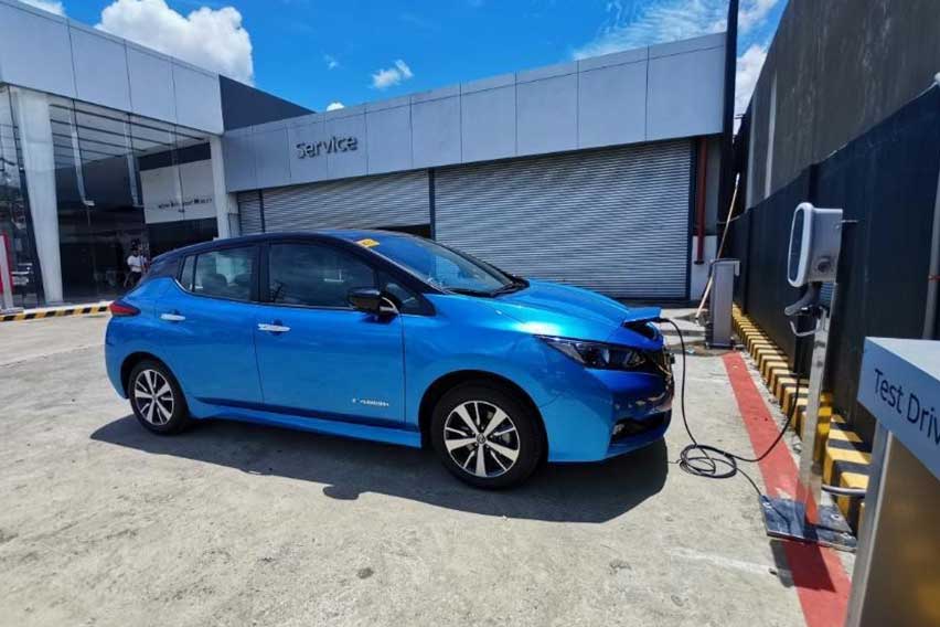 Nissan Leaf at Nissan Matina
