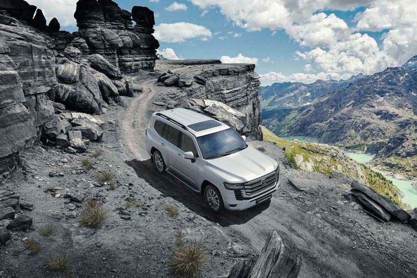 Toyota Land Cruiser LC300