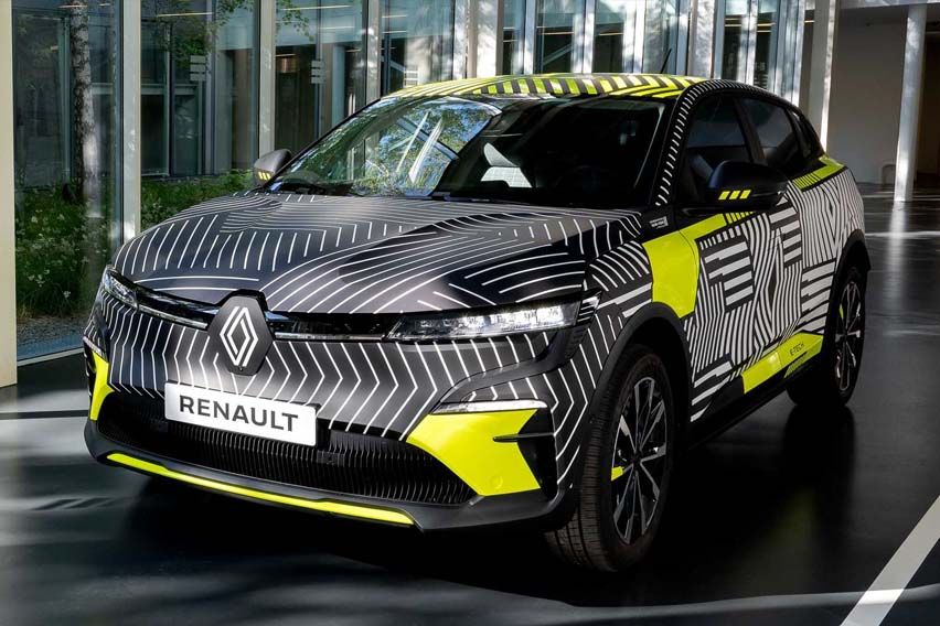 Renault Megane E-Tech front