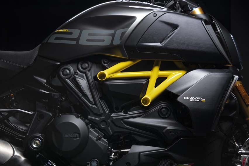new Ducati Diavel 1260 S 'Black and Steel' engine