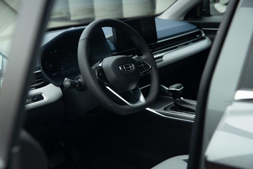 Geely Emgrand interior