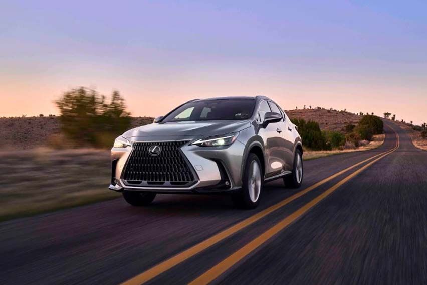 Lexus NX front