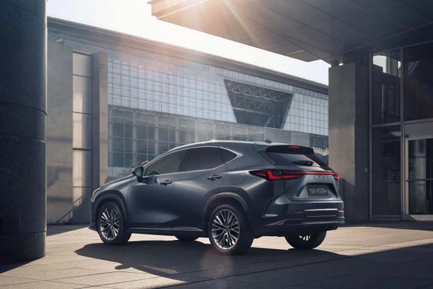 New Lexus NX rear
