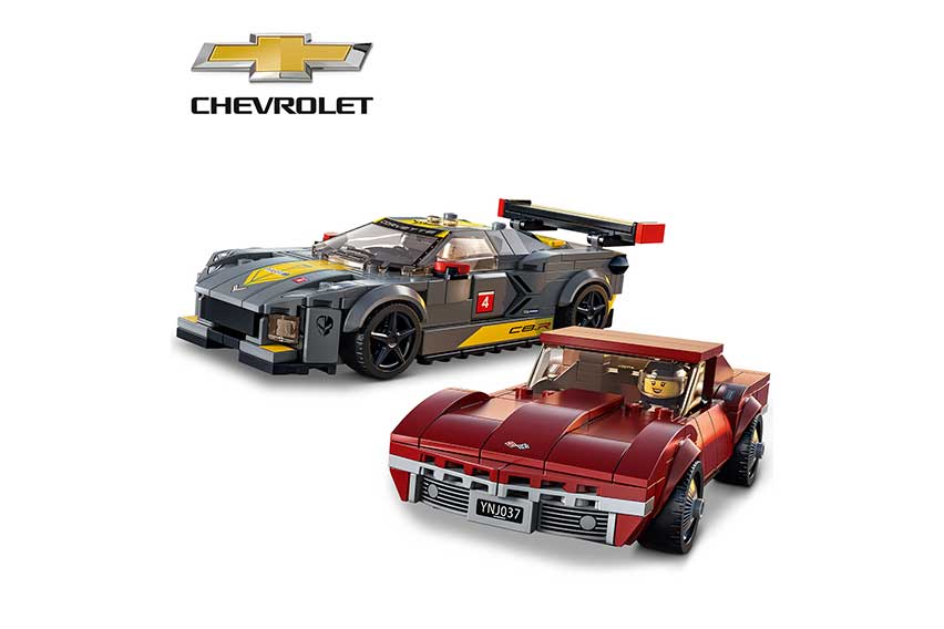 Lego Speed Champions Chevrolet Corvette C8.R Race Car and 1988 Chevrolet Corvett