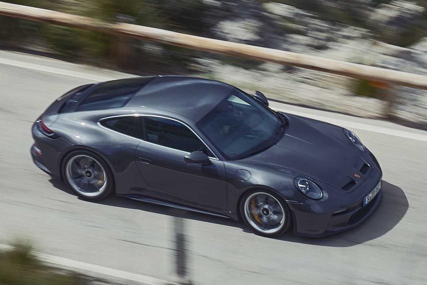 2021 Porsche 911 GT3 Touring exterior