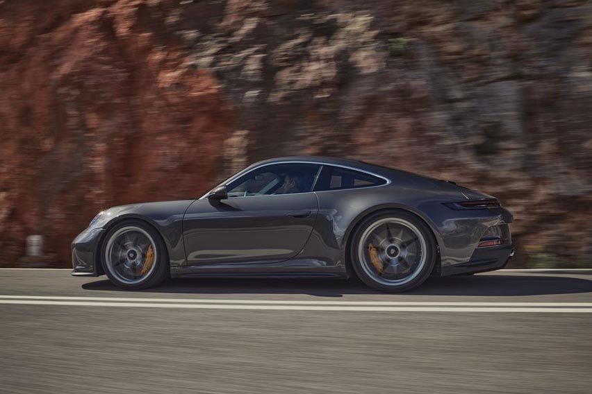 2021 Porsche 911 GT3 Touring side