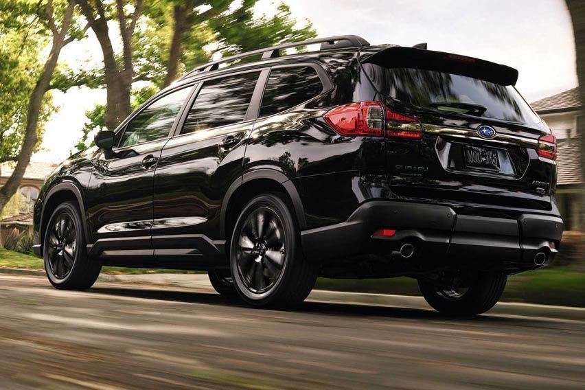 Subaru Ascent Onyx Edition rear