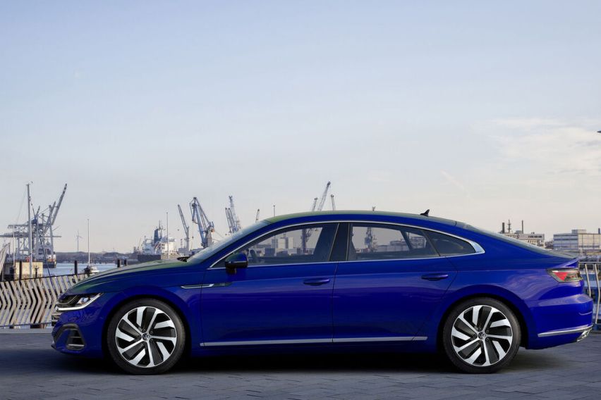 2021 Volkswagen Arteon R-Line 4MOTION exterior