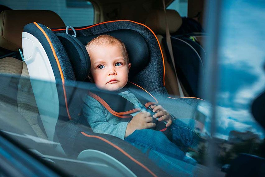 5 Tips Aman Membawa Bayi Saat Perjalanan Jauh dengan Mobil