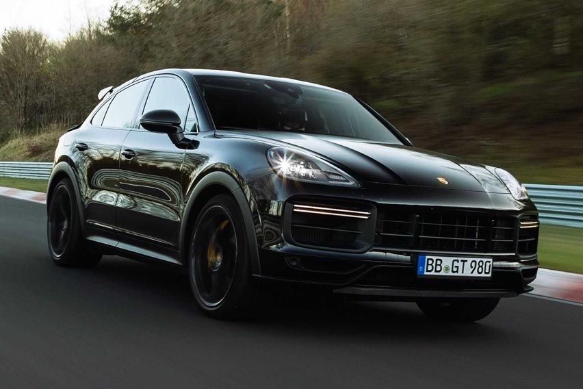 Porsche Cayenne front