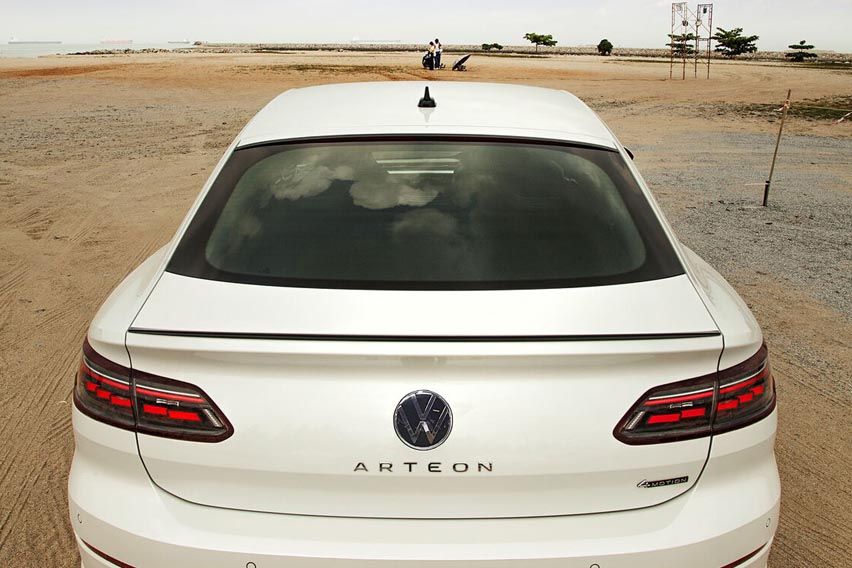 New Volkswagen Arteon R-Line 4Motion rear