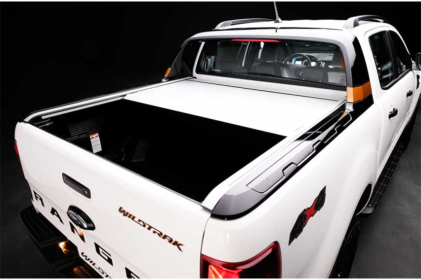 Ford Ranger Wildtrak 4x4 with Power Roller Shutter