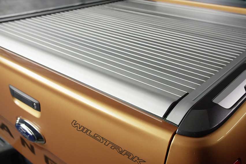 Ford Ranger Wildtrak 4x4 with Power Roller Shutter