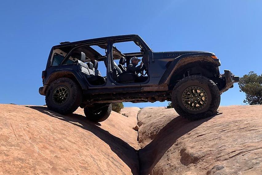 Jeep Wrangler Xtreme Recon Package unfolds next level off-roading 
