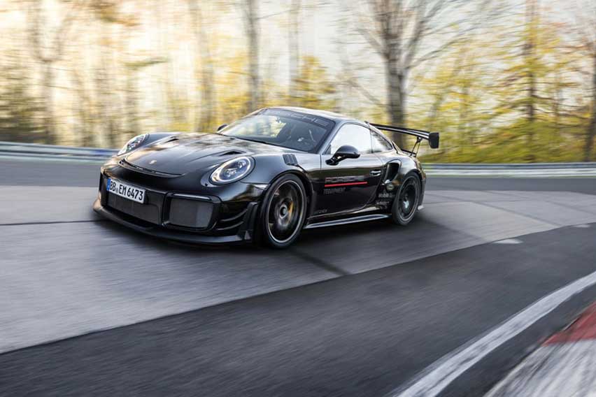 Porsche 911 GT2 RS sets new Nürburgring mark