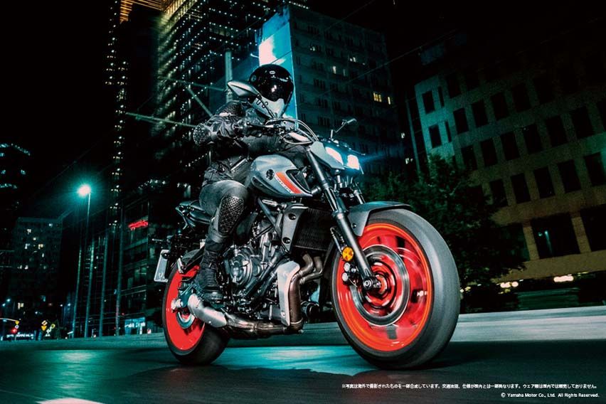 2022 Yamaha MT-07 front