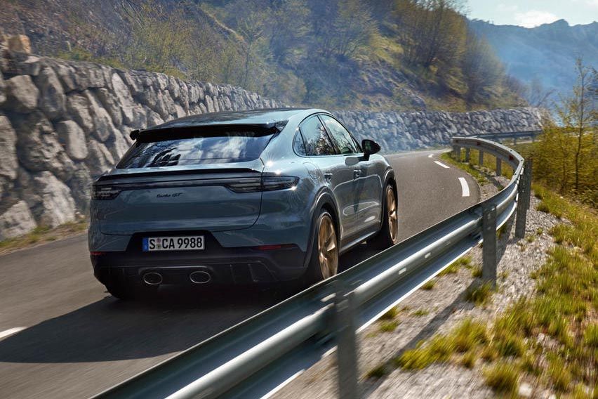 Porsche Cayenne Coupe Turbo GT  details