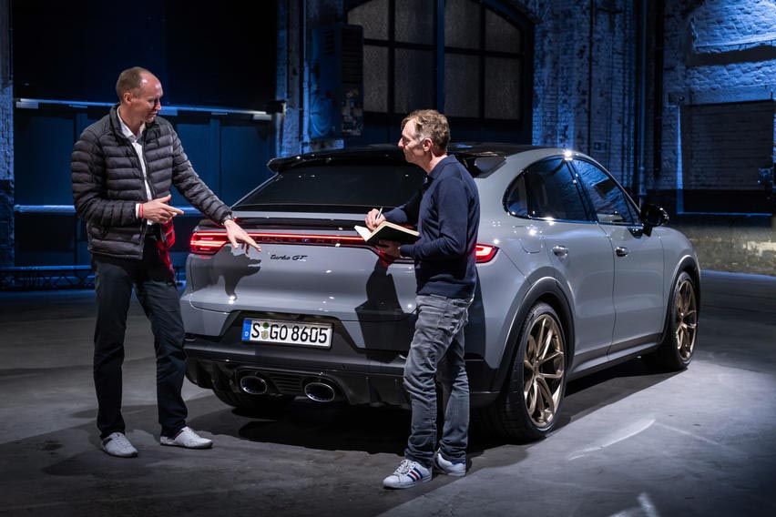 Porsche Cayenne Coupe Turbo GT features