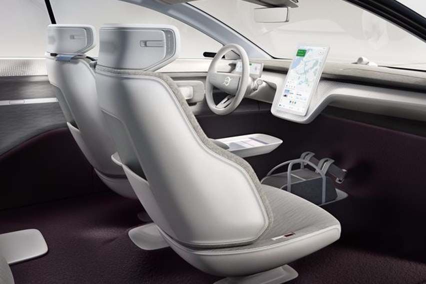 Volvo Concept Recharge interior