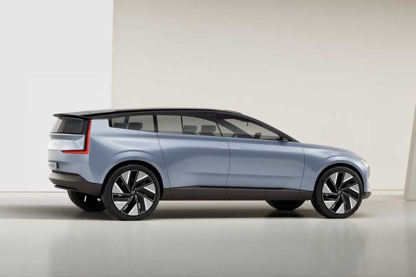 Volvo Concept Recharge side
