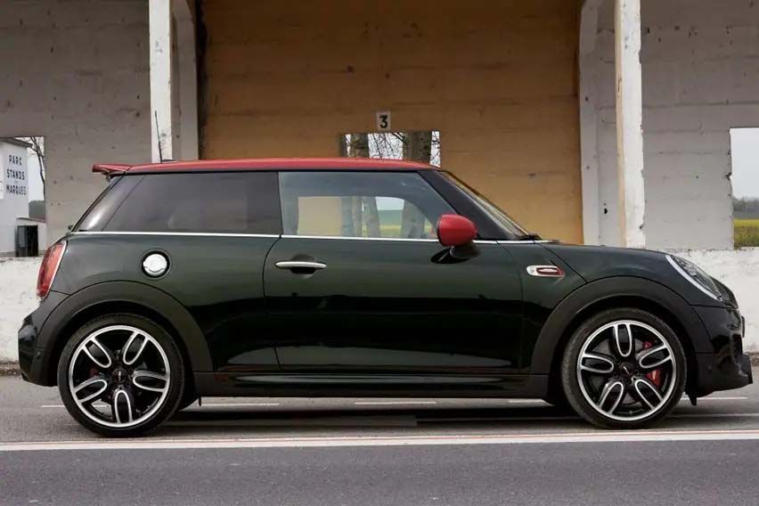 2021 Mini JCW 3 Door now available in Malaysia, check full details here