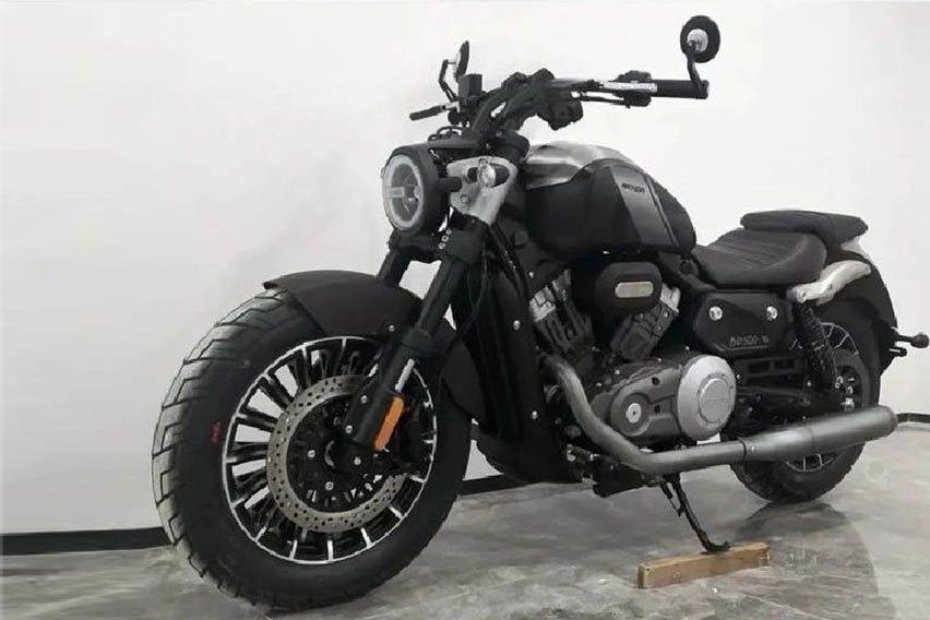 Check out Benda’s new 300cc cruiser variant, the 2021 BD300